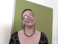 BRAZZERS: Un compleanno sorpresa con Victoria Lobov su PornHD video casalinghi porno gratis